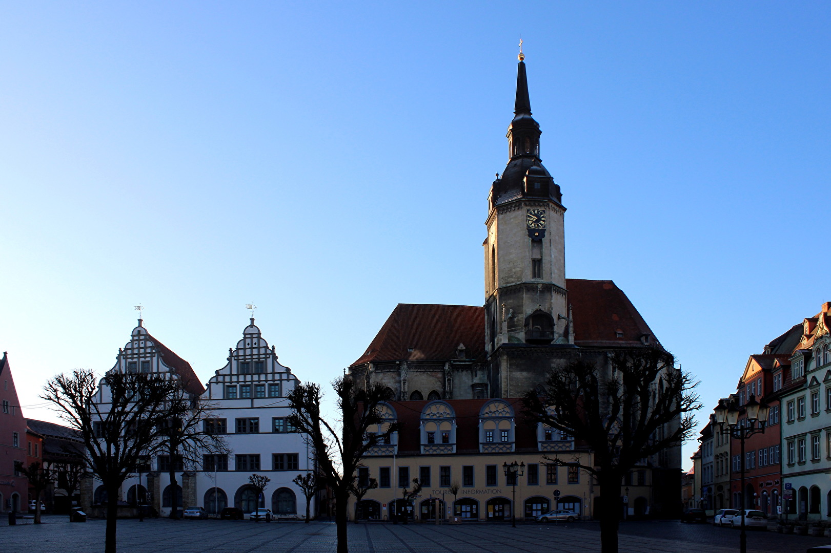 Residenzhaus und Stadtkirche