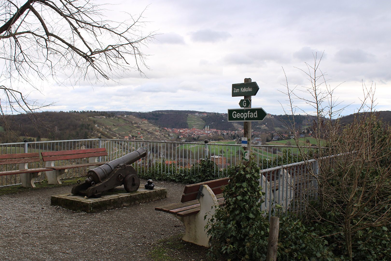 Aussichtspunkt beim Kloster Zscheiplitz