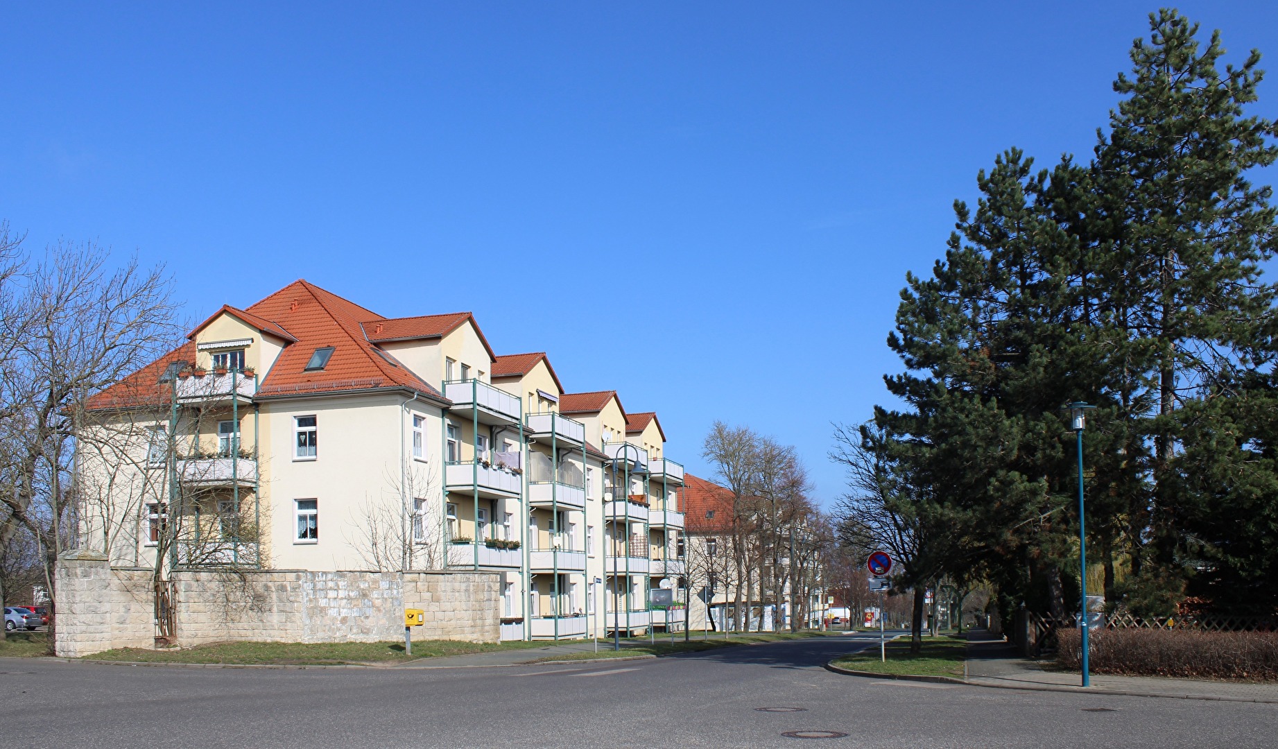Ehemalige Hubertus-Kaserne, stadteinwärts