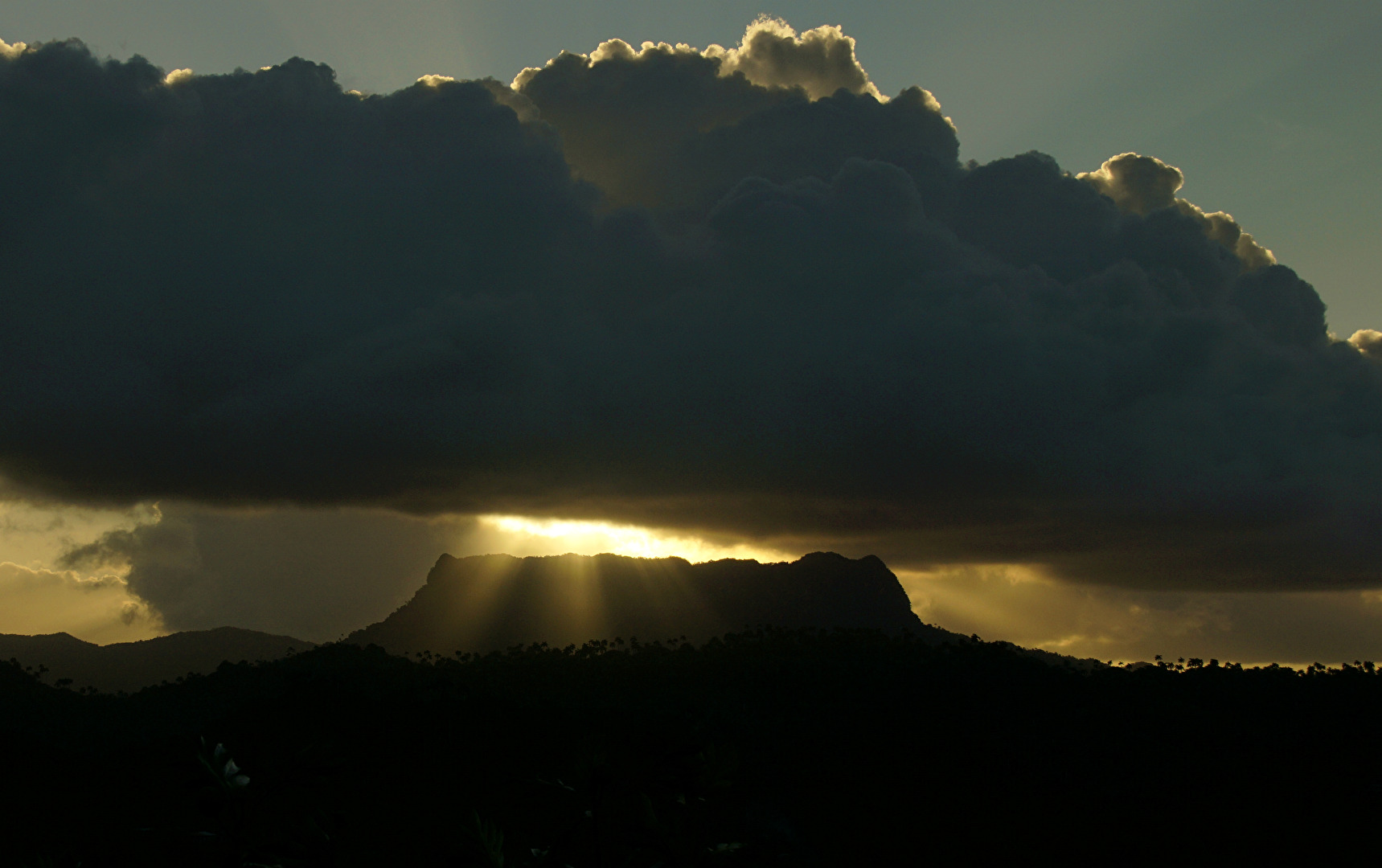 #Wolkenspiel - über dem Yunque de Baracoa