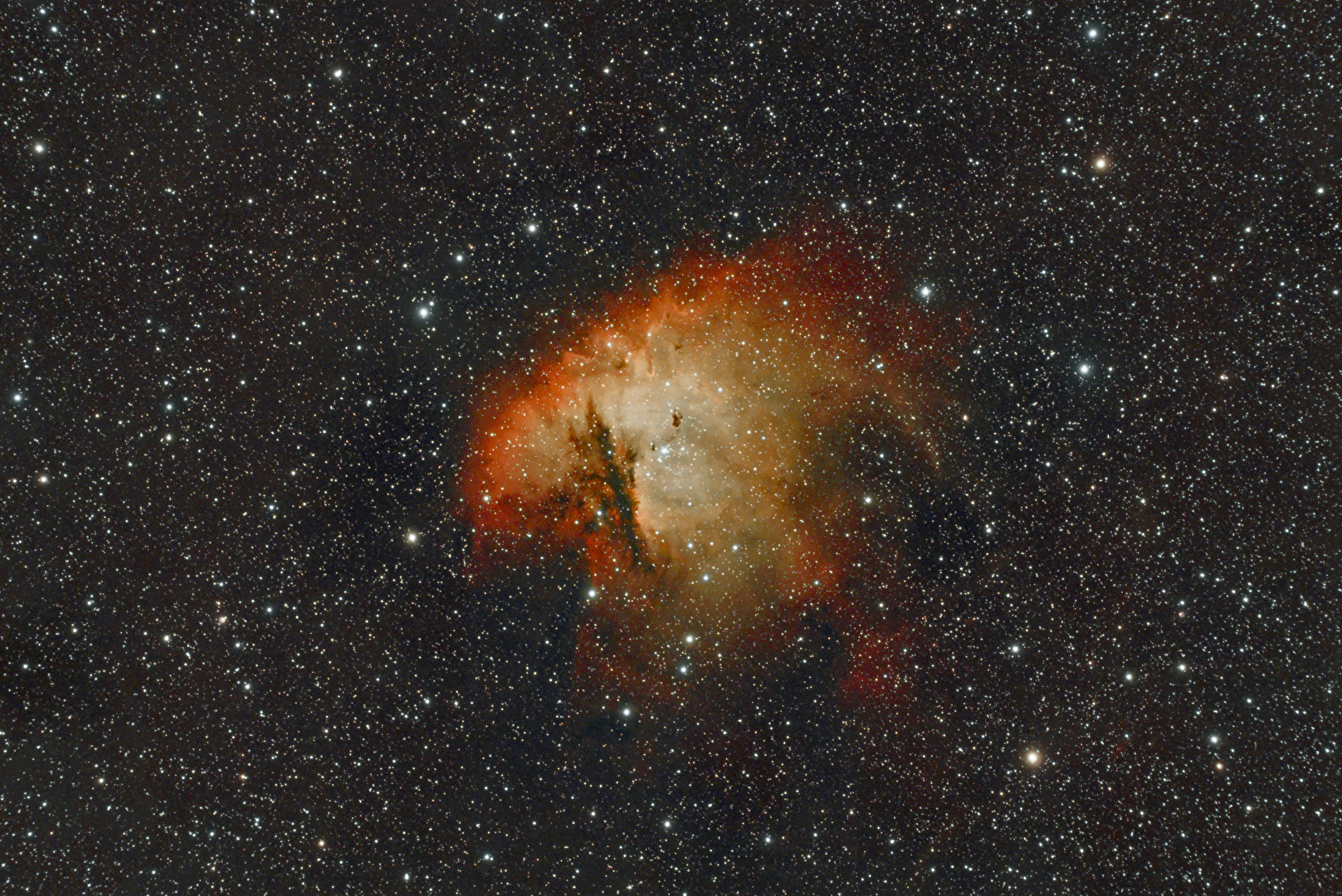 NGC 281 Pacman-Nebel mit 15 Stunden