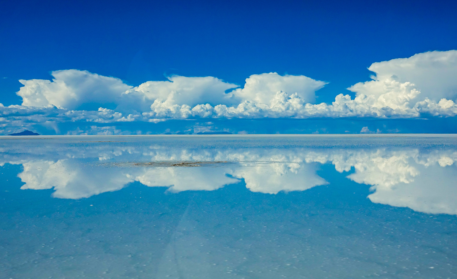 Salzsee in Bolivien ( Spiegelbild)