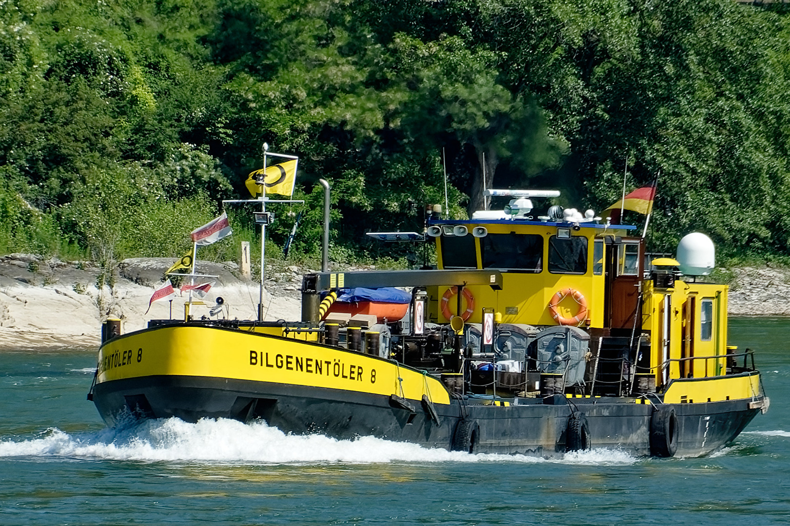 Schifffahr auf dem Rhein