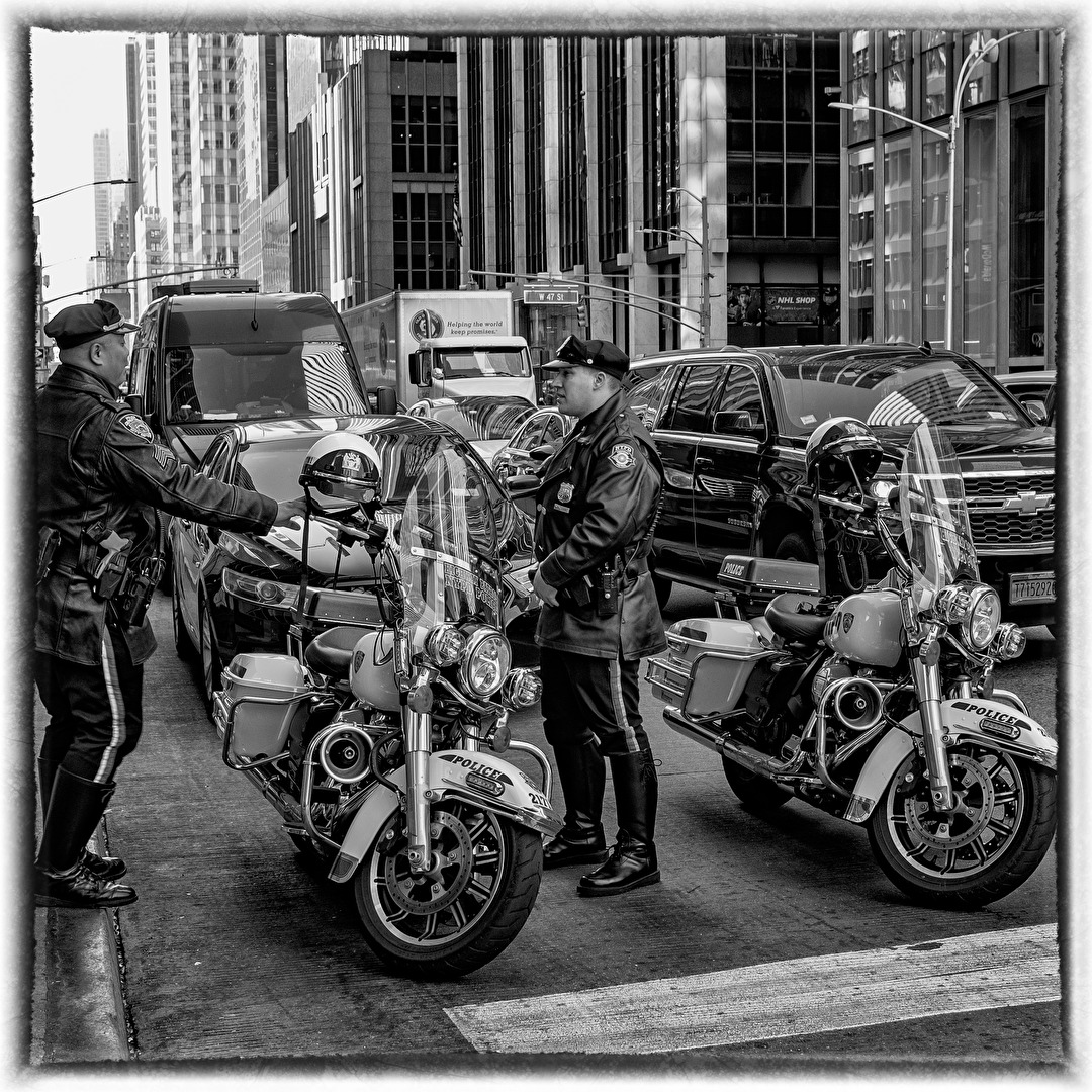 NYPD Policemen - New York #Streetfotografie