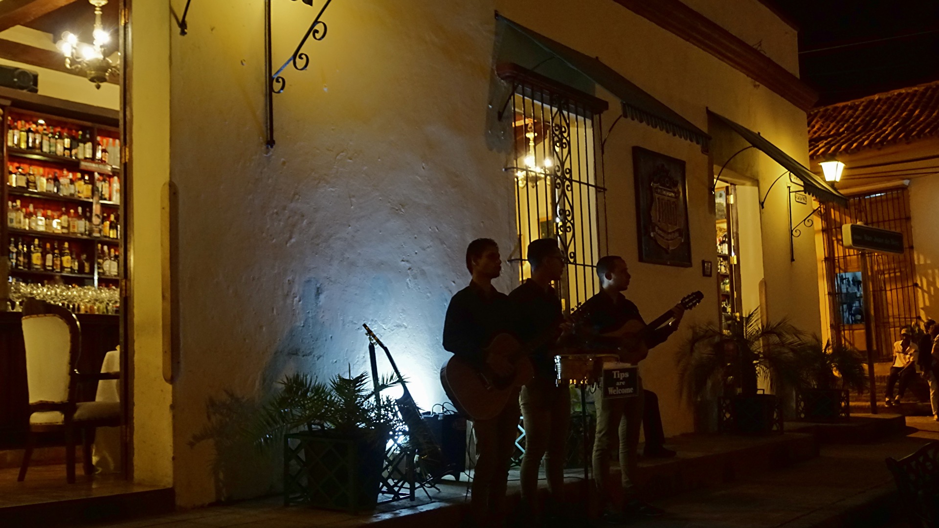 #Musik - late night in Camagüey