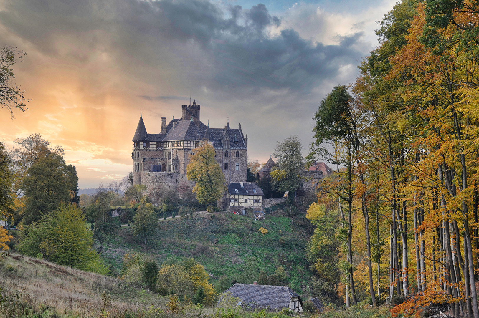 Schloss Berlepsch im Herbst