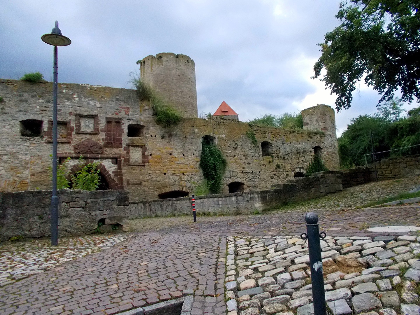 Burg Querfurt, Westtor