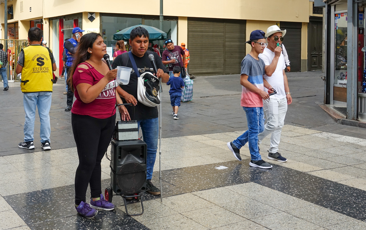 Straßenmusikanten in Lima