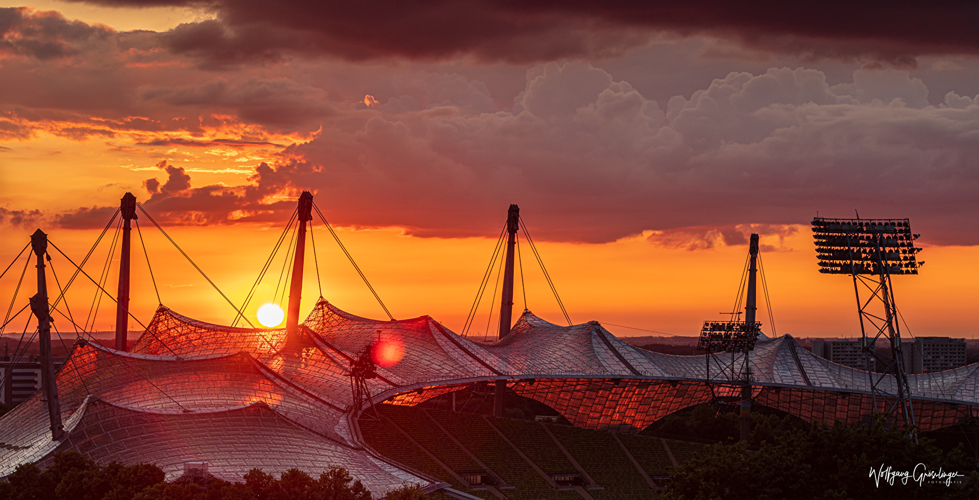 Sonnenuntergang hinterm Olympiastadion München