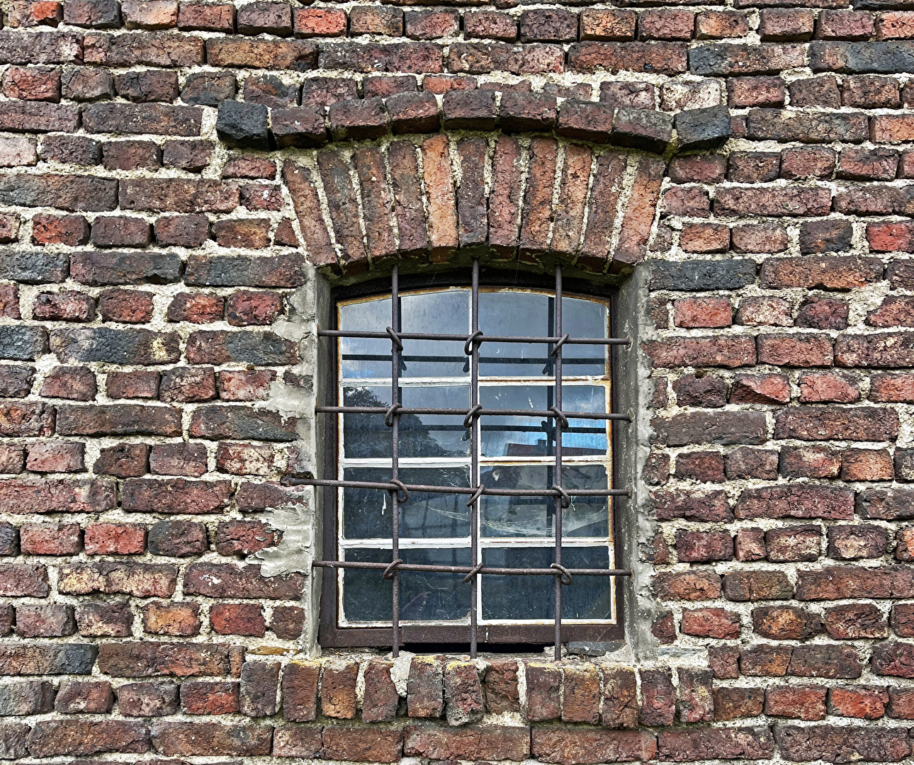 Mauerwerk mit Fenster