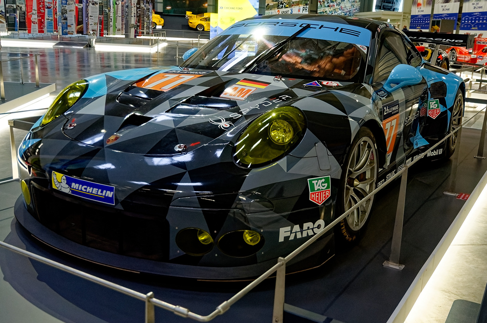 Porsche 911 RSR ( Le Mans )