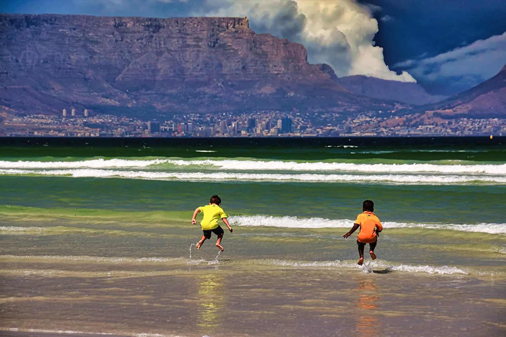 Sommerfreuden am Strand von Kapstadt